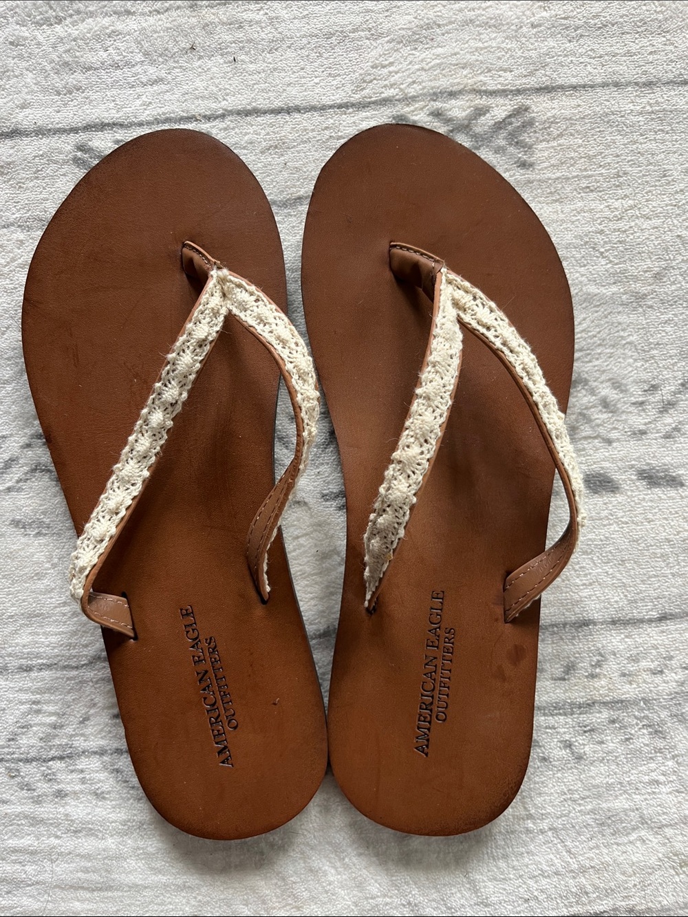 American Eagle Outfitters Brown Sandal Flip Flops with Cream Crochet Straps